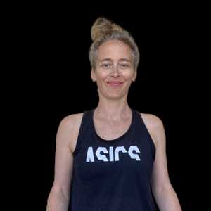 ambre, un expert en yoga à Angers