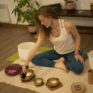Lorène Chièze - Voyages Sonores,Yoga, un expert en cours de yoga à Nancy