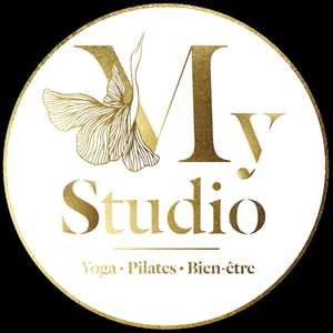 My Studio Yoga - Pilates - Bien-être, un professeur de yoga à Guingamp