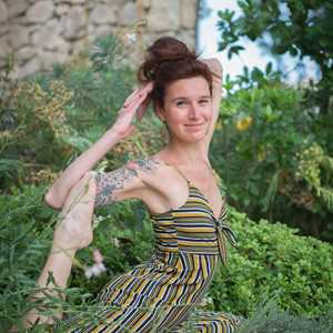 Juliette Marchal Yoga , un professeur de yoga à Belley