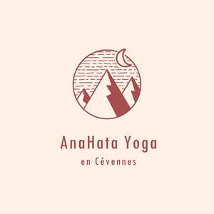 Ana, un expert en cours de yoga à Uzès