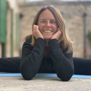 Fanny Flow (yoga Iyengar), un expert en yoga à Avignon