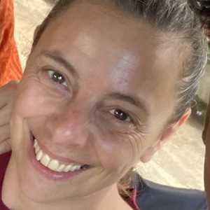 Edith Moreno Ei, un professeur de yoga expérimenté à Colomiers