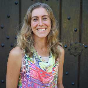 Léna, un expert en yoga à Le Pontet